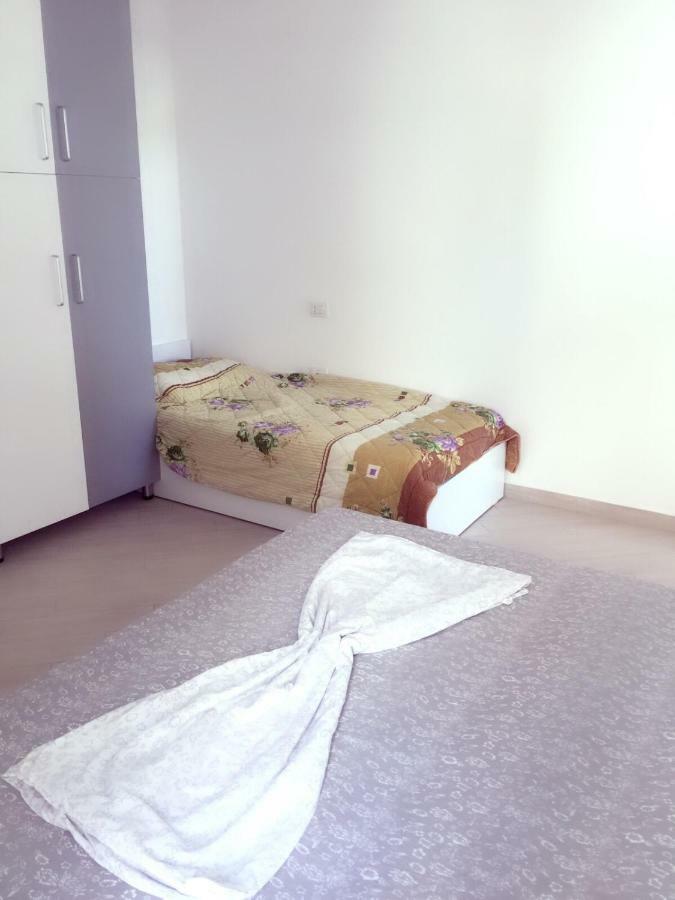 オリクム Eriola Apartamentヴィラ エクステリア 写真